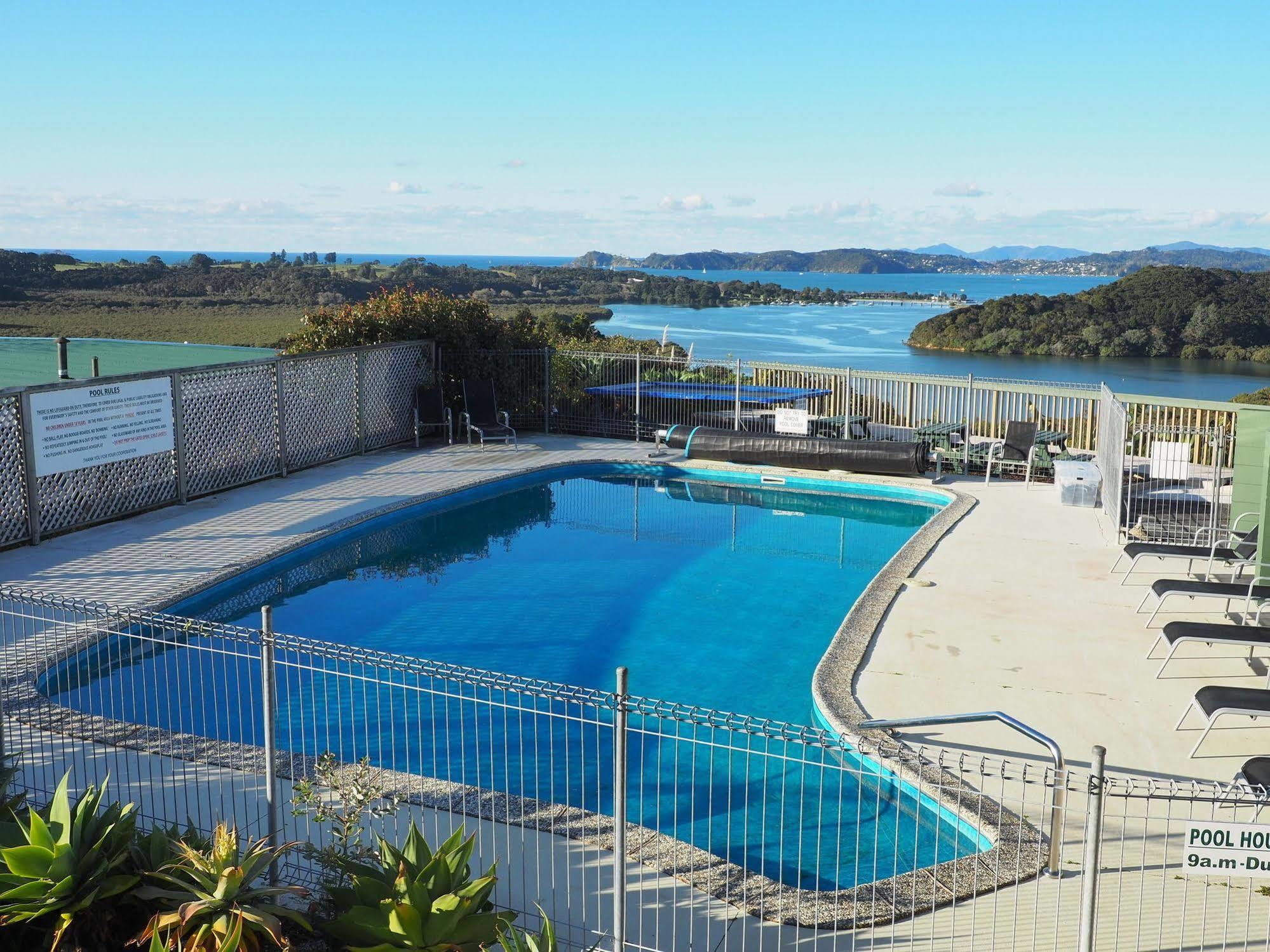 Cook'S Lookout Motel Paihia Exterior photo